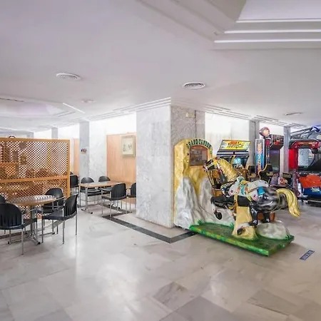 Wonderful Benalbeach Recently Refurbished * Benalmádena