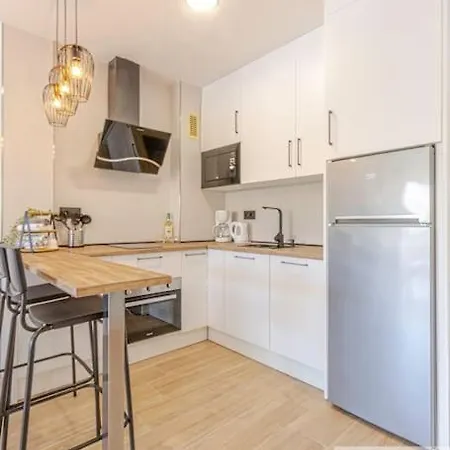 Wonderful Benalbeach Recently Refurbished Apartment