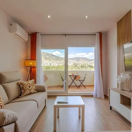 Wonderful Benalbeach Recently Refurbished Benalmádena