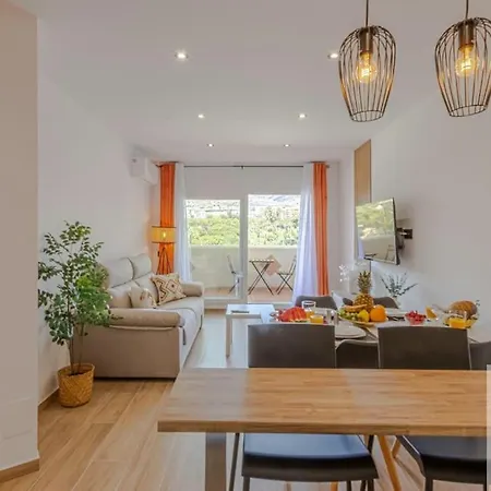 Wonderful Benalbeach Recently Refurbished Benalmádena